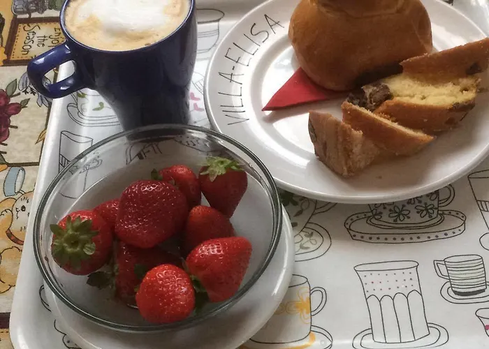 Elisa Alojamento de Acomodação e Pequeno-almoço *