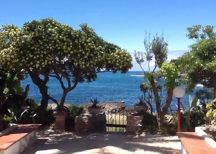 Elisa Alojamento de Acomodação e Pequeno-almoço *